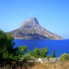 Pohled z Kalimnosu na ostrov Telendos